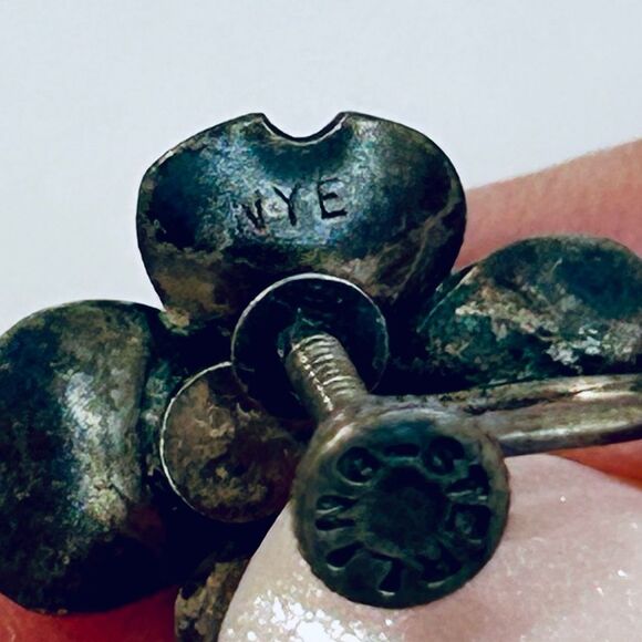 Vintage Stuart Nye RARE SET Sterling Silver Dogwood Floral Brooch and Earrings - Picture 9 of 13